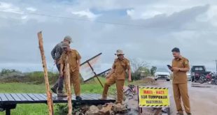 Plt.Kepala Dinas PUPR Kota Palangka raya,Fahrial Anchar Melaksanakan Pengecekan Pekerjaan Peningkatan Jalan Menuju Bereng Bengkel
