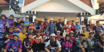 BUPATI BARITO SELATAN GOWES BARENG TOKOH MASYARAKAT DAN KOMUNITAS SEPEDA BUNTOK