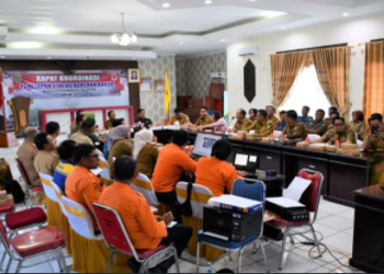 Tetapkan Status Tanggap Darurat Bencana Banjir, Pemkab Barsel Distribusikan Bantuan Sosial