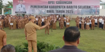 Pj Bupati Barito Selatan Pimpin Apel Gabungan di awal tahun 2025