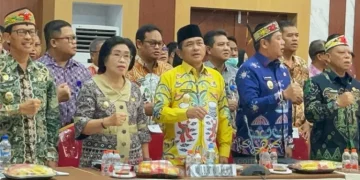 Wabup Barsel mengikuti Rakor Sinkronisasi dan Sinergitas Penanggulangan Kemiskinan se-Kalteng di Palangka Raya.