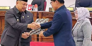 BUPATI DAN DPRD BARSEL SETUJUI KUA-PPAS 2026