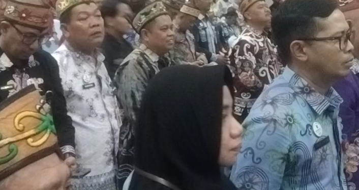 KADISHUT KALTENG HADIR DALAM KEGIATAN LAUNCHING KARTU HUMA BETANG SEJAHTERA